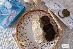 Oreo Trung Quốc tung phiên bản Frozen, fan của Elsa và Anna còn đợi gì mà không thử?