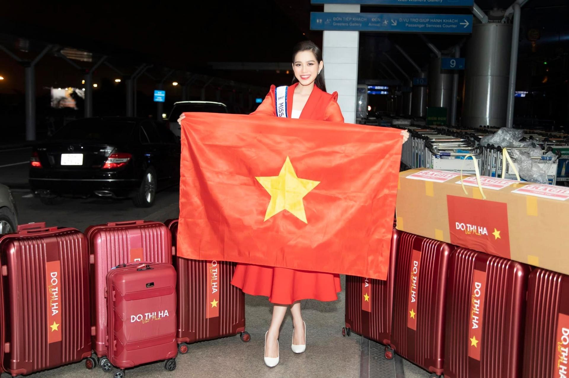 Sau đúng 1 năm đăng quang, Đỗ Thị Hà lên đường sang Puerto Rico tham dự Miss World