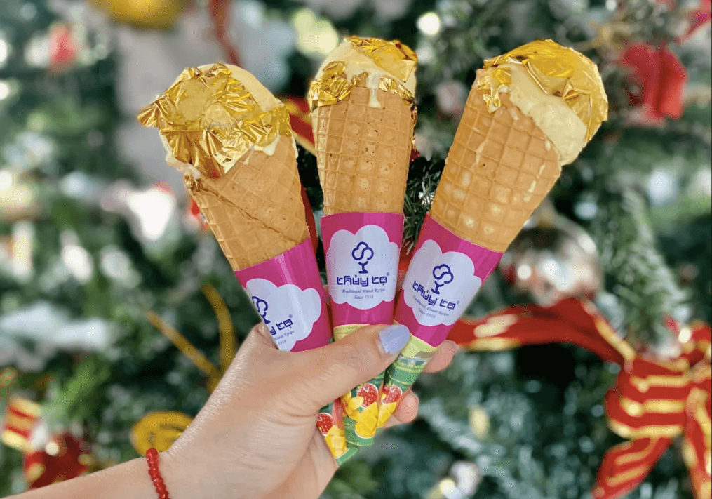 Muốn ăn kem dát vàng ở Hà Nội? Cầm 80 ngàn ra ngay Hồ Gươm mà thử!