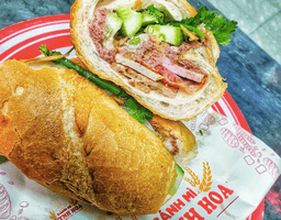 Bánh mì Huỳnh Hoa, tiệm bánh mì đình đám Sài Gòn và ngày chia đôi thương hiệu