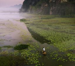 Đầm Vân Long, điểm đến hoang sơ đẹp tựa bức tranh hữu tình ở Ninh Bình