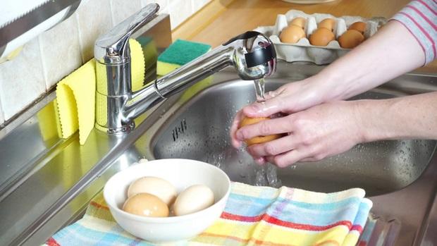 Cách rửa thực phẩm chuẩn vệ sinh, số 1 và 2 là lỗi nhiều người mắc phải