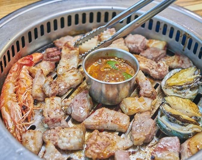 6 món đặc sản xuất hiện trong mọi cẩm nang ẩm thực phải thử của đảo Jeju