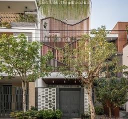 Ngôi nhà có mặt tiền linh hoạt và mềm mại như sóng lượn tại Cần Thơ