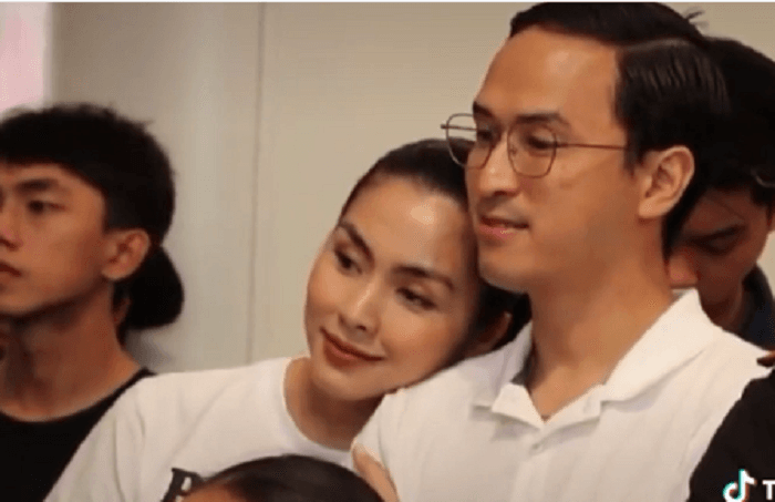 Khoảnh khắc của Hà Tăng và chồng đại gia hé lộ tình trạng hôn nhân 8 năm