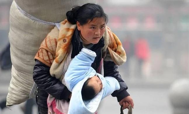 Số phận trái ngược sau 10 năm của 2 mẹ con "xuân vận" nổi tiếng một thời