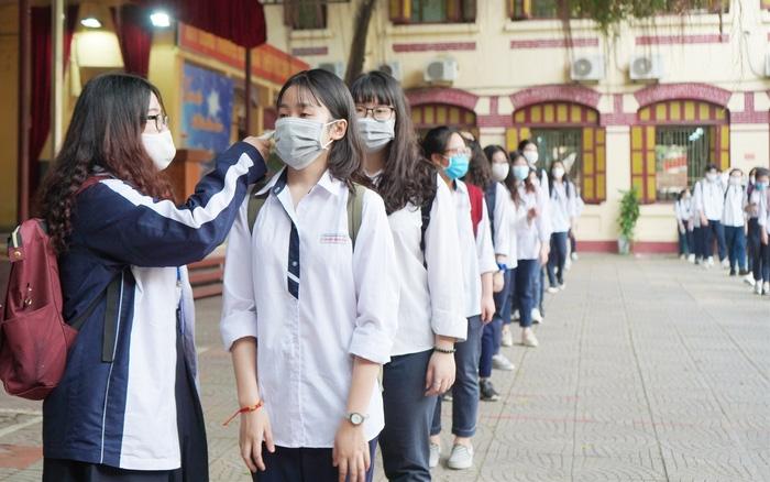 Học sinh Hà Nội được trở lại trường học trực tiếp trên tinh thần tự nguyện