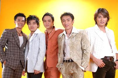 Nhóm 1088 gồm những ai? Ngũ hoàng tử làng nhạc Việt ngày ấy ra sao sau 18 năm tan rã