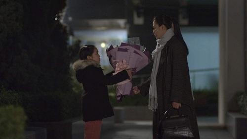 Hướng Dương Ngược Nắng tập 49: Hoàng dùng “mỹ nhân kế” xin lỗi Minh, Ngọc đòi “ăn thịt” Trí