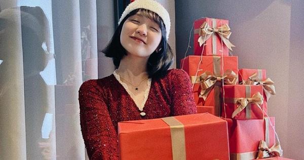 Hải Tú lên đồ đêm Noel, hết hẳn vẻ bỉm sữa