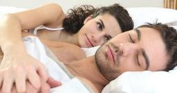 Có thể bạn chưa biết: Càng ôm nhiều càng tốt cho sức khỏe