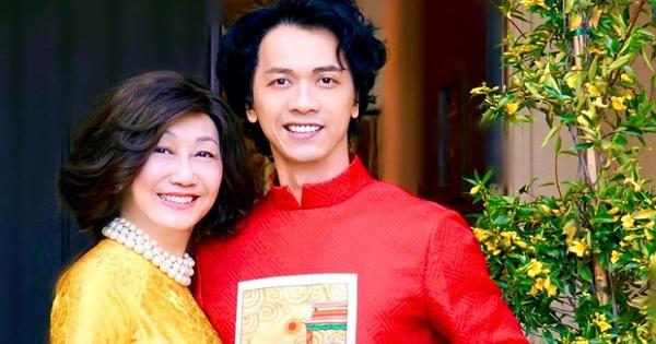 Chủ tịch ACB đăng ảnh cùng "chị mẹ", chứng minh đẹp là do di truyền