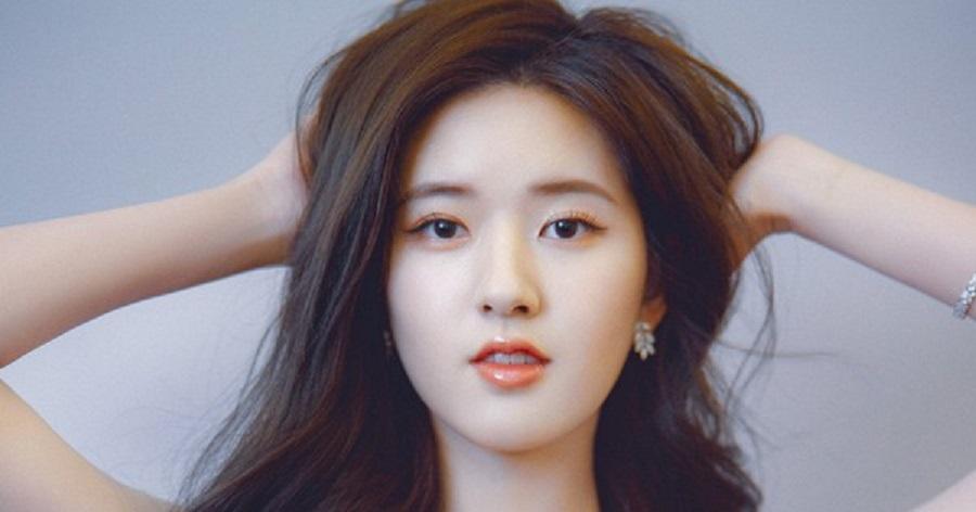 Triệu Lộ Tư: Xưa là “Thánh nữ xuyên không”, nay là “Em gái trà xanh”