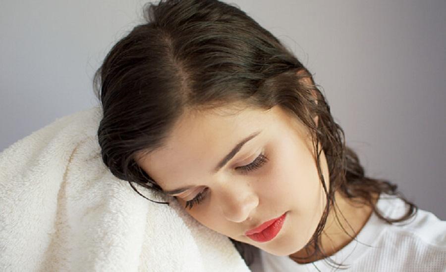 Hướng dẫn 7 cách dưỡng tóc uốn gợn sóng bồng bềnh chuẩn salon ngay tại nhà