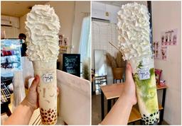 Ly trà sữa siêu kem tươi, kem cao như núi giá chưa tới 50k khiến dân tình ước sớm được đi Bangkok