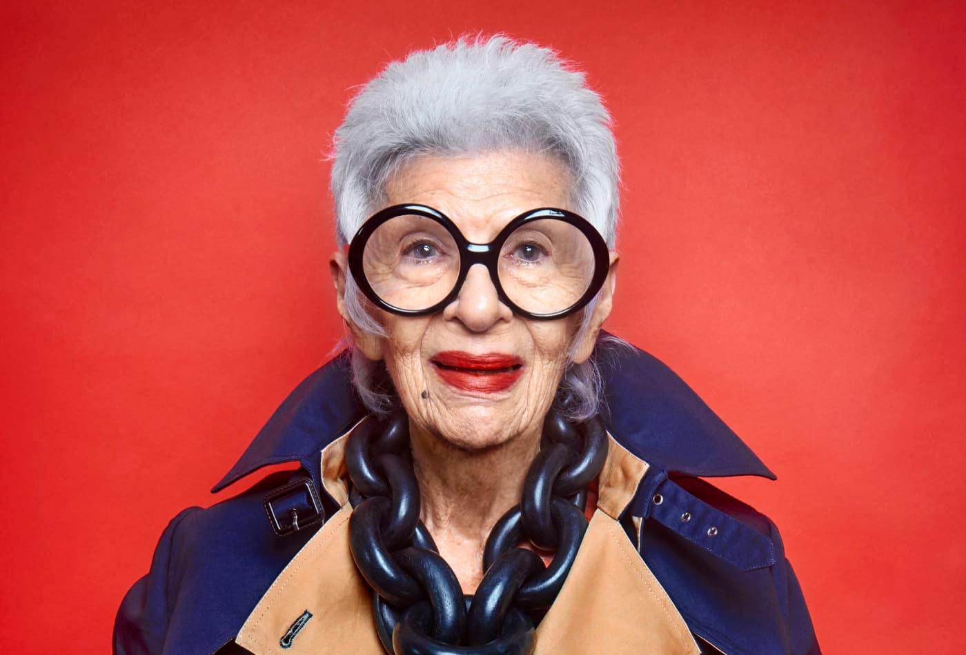 Cụ bà 99 tuổi ký hợp đồng người mẫu với công ty của Gigi Hadid