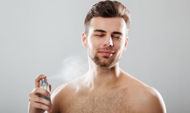 Các chàng đã biết sử dụng xịt khử mùi đúng cách?