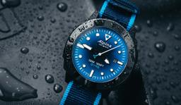 10 mẫu đồng hồ nam thích hợp đeo vào mùa hè