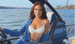 Hoa hậu Mỹ chuộng mặc bikini, khoe dáng chuẩn dù chỉ cao 1,66m