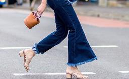 Sandals quai mảnh: Hoàn hảo với Jeans, mát rượi mùa hè