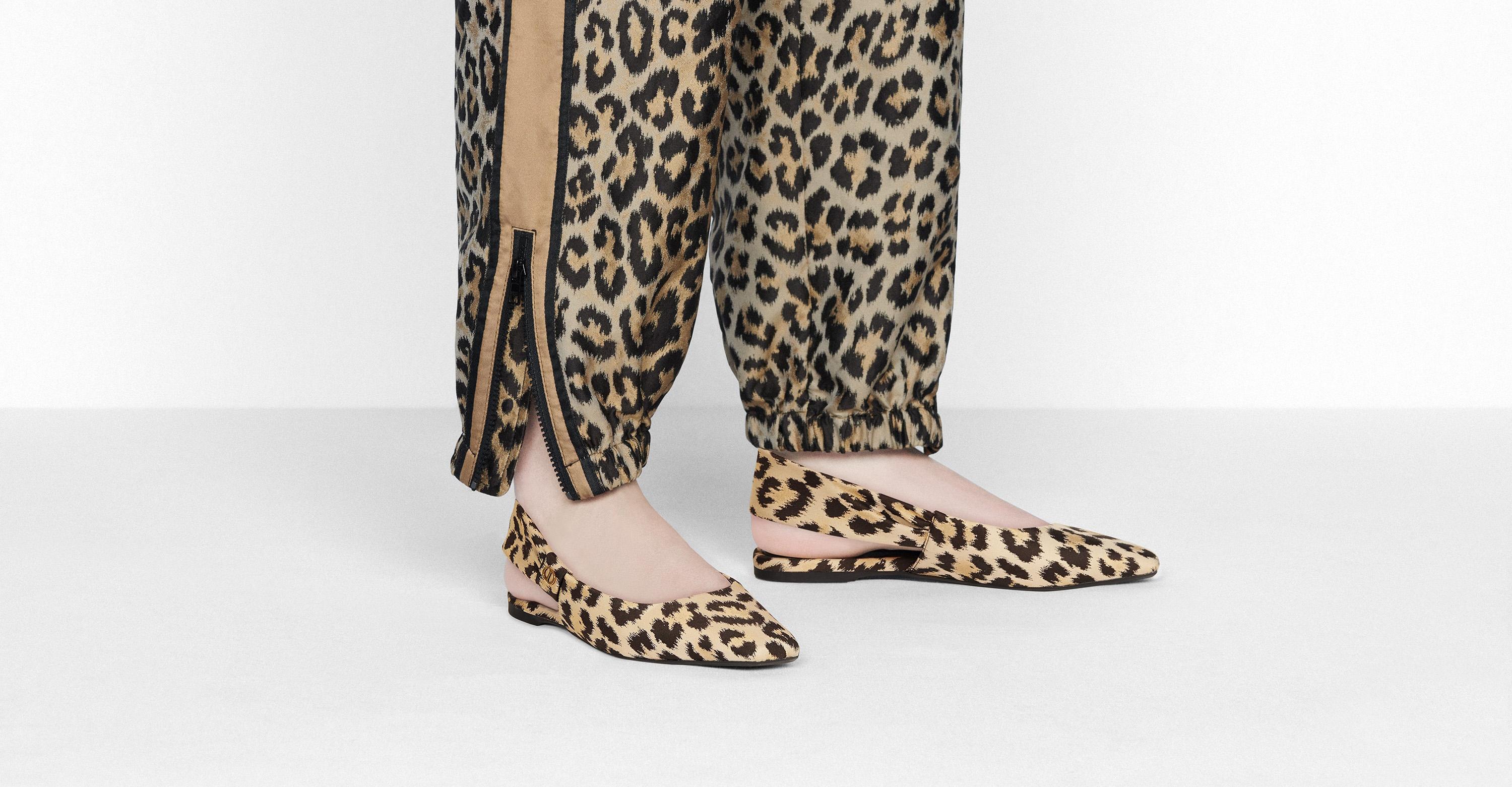 5 phụ kiện thời trang cao cấp công phá mùa hè 2021