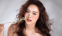 Sở thích mặc đồ ngủ, khoe ảnh "giường chiếu" của Ninh Dương Lan Ngọc