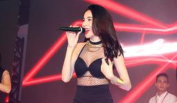 Chẳng nền nã như hiện tại, Thuỷ Tiên từng "cháy" thế này trên sân khấu