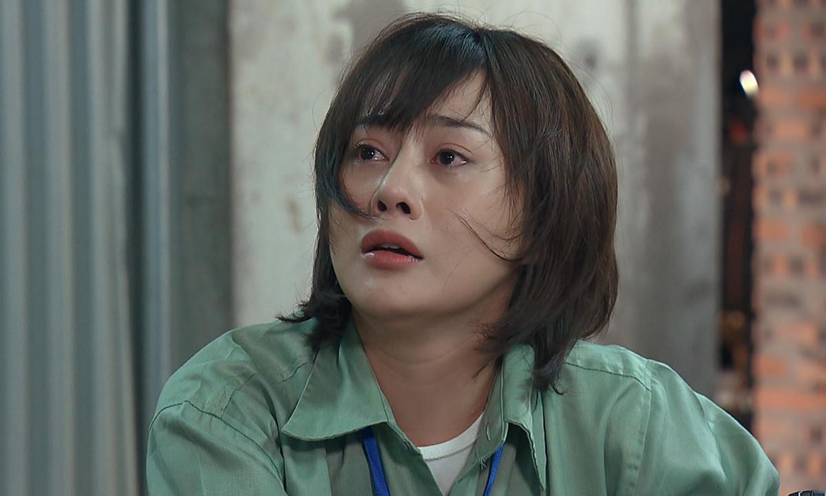 Cuối cùng Phương Oanh đã phải thừa nhận mặc xấu trong "Hương Vị Tình Thân"