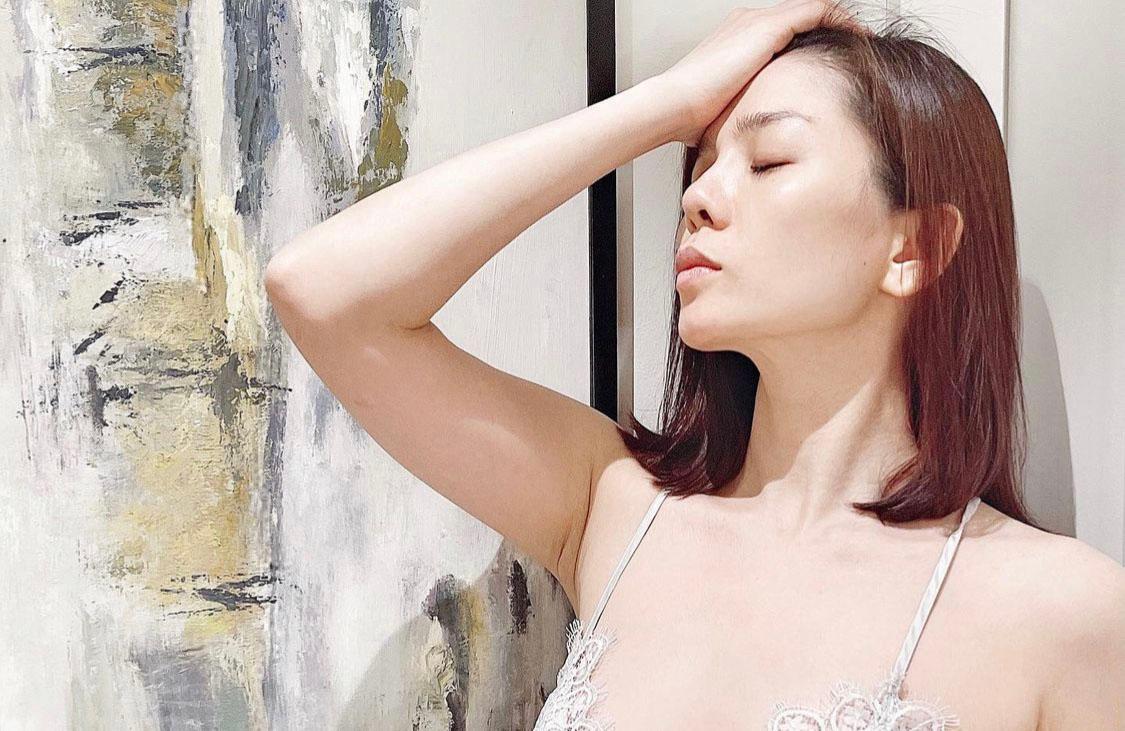 Lệ Quyên chuộng mốt không nội y từ khi quen tình trẻ