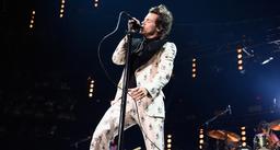 Gucci đã ảnh hưởng đến các thế hệ nghệ sĩ nhạc Rock hiện đại như thế nào?