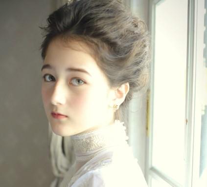 Ngây ngất với vẻ dịu dàng của cô dâu phong cách cưới châu Âu cổ điển