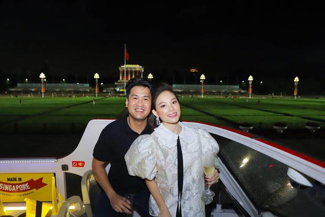 Ai rồi cũng khác: Thích khoe eo thon như Linh Rin cũng có ngày chuyển sang style phóng khoáng thế này!