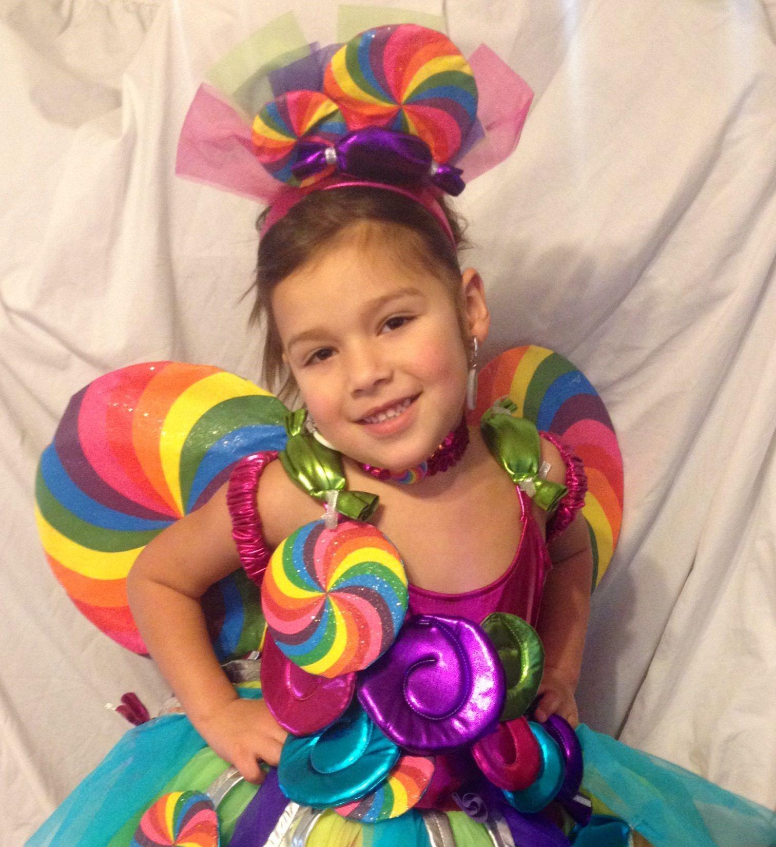 Gợi ý hoá trang Halloween cho team "bánh bèo"