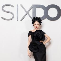 Thời trang thảm đỏ: Thiếu Angela Phương Trinh thì thảm đỏ bớt vui!