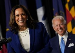 Món trang sức mà Tân phó Tổng thống Mỹ Kamala Harris dành 35 năm để gắn bó