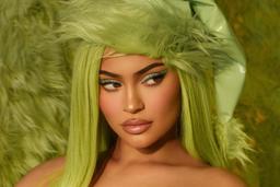 Người hâm mộ phát cuồng với bộ sưu tập Kylie Cosmetics x Grinch Holiday sắp ra mắt của nữ hoàng mỹ phẩm thế hệ mới Kylie Jenner
