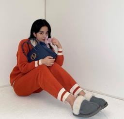 Học Blackpink và sao Hàn tìm ra trang phục mùa Đông 2020 phù hợp với bạn