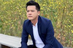 Diễn viên Hoàng Anh - người chồng bị vợ đại gia tố lợi dụng kết hôn chỉ để định cư nước ngoài yêu thích áo blazer