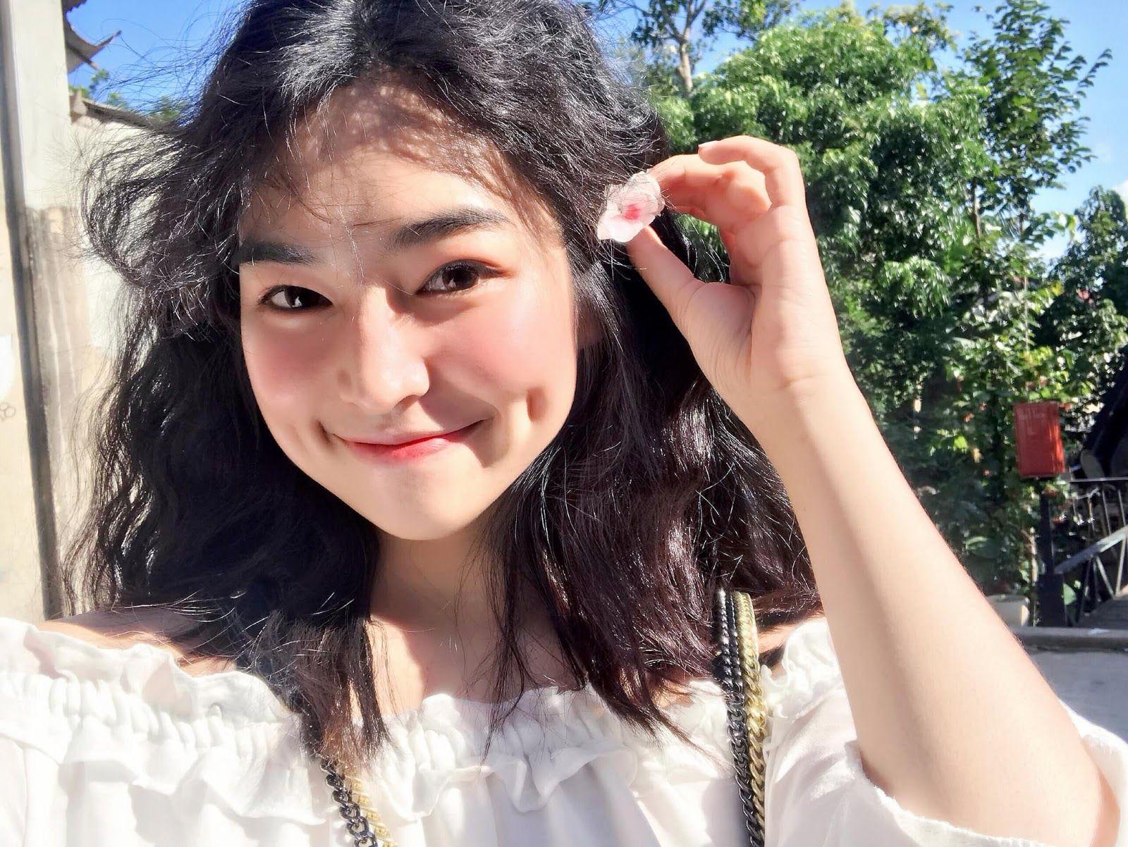 Khánh Vân "Mắt Biếc" sở hữu nhiều hình xăm màu, nhỏ xinh