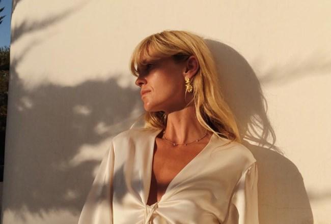 5 kiểu dây chuyền sợi mảnh đầy tinh tế làm tăng nét gợi cảm cho bạn gái