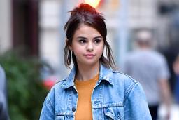Học nhanh 8 công thức mix đồ mùa xuân se lạnh của Selena Gomez