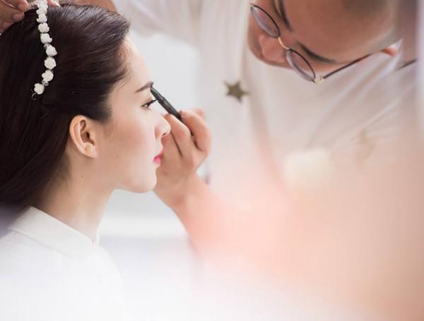 Kiểu trang điểm nào đã biến Đặng Thu Thảo trở thành "thần tiên tỷ tỷ"?