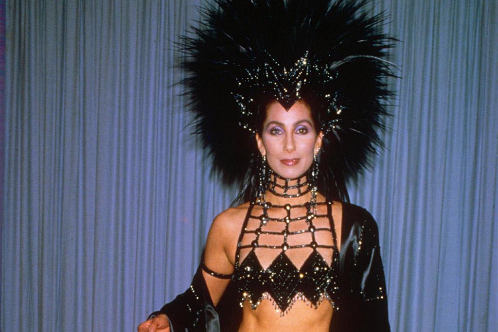 Thảm đỏ Oscar từng xuất hiện những bộ trang phục thảm hoạ như thế này