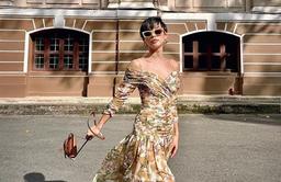 Dàn mỹ nhân Việt sang xịn với váy hoa mùa hè nhờ loạt phụ kiện này