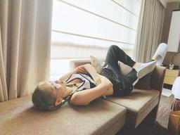 Taeyeon "chiếm sóng" hai tạp chí thời trang với thần thái ngút ngàn