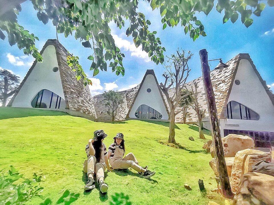 Bảo tàng Thế giới Cà phê, điểm du lịch đẹp như trời Tây tại Buôn Mê Thuột