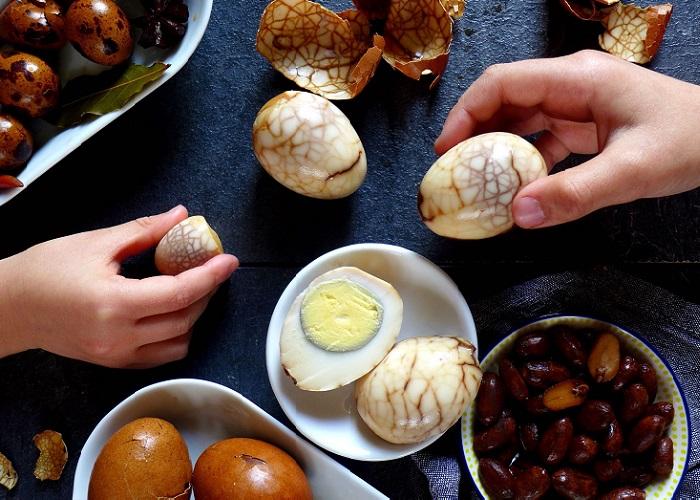 Trứng trà, món ăn đẹp mắt đem lại may mắn của người Trung Hoa