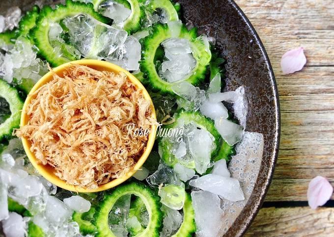 Cách làm gỏi khổ qua chà bông, mới ăn thì đắng, càng ăn càng ghiền