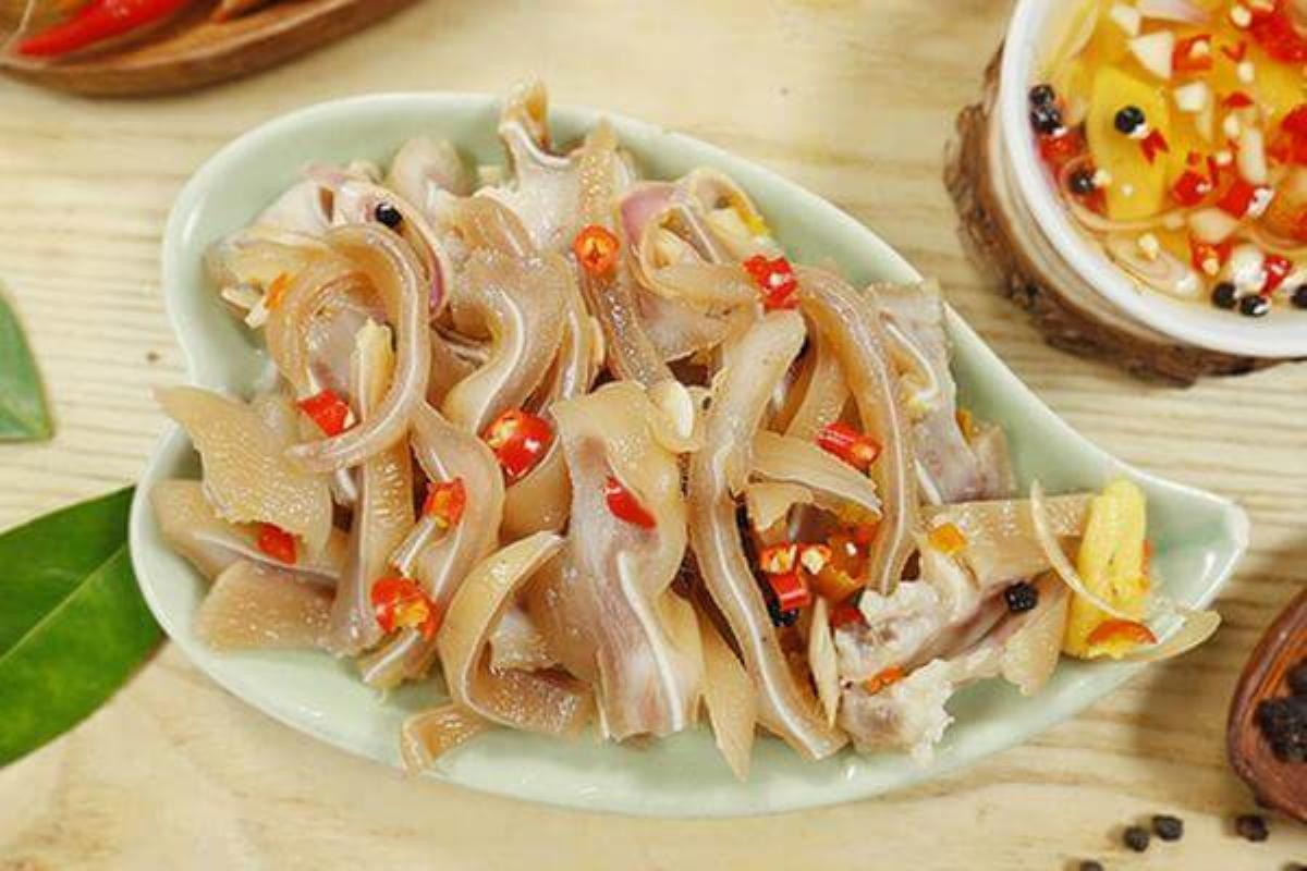 Cách làm tai heo ngâm mắm chua ngọt đơn giản, vừa hợp nhậu lai rai vừa chống ngán mâm cỗ Tết