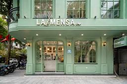 10+ quán cà phê mở cửa xuyên Tết 2022 ở Hà Nội để gặp gỡ đầu năm